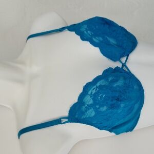 Vintage Vanity Fair Lace Bra Lingerie 34B Pinup